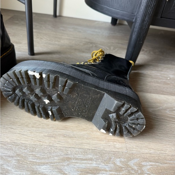 Dr Martens Jadon Max Boots - Picture 8 of 9